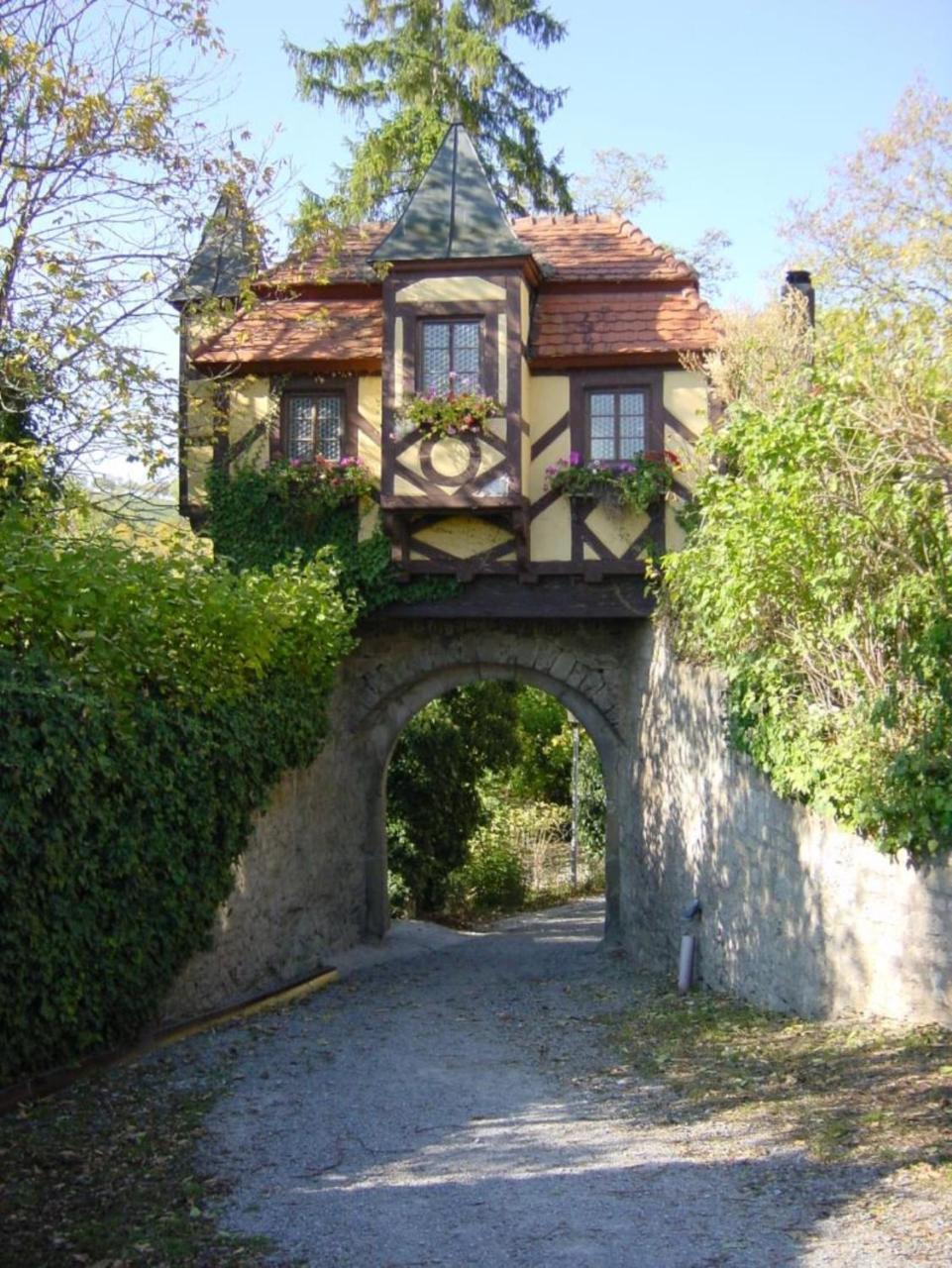Landgasthof Zur Krone Krautheim Eksteriør billede